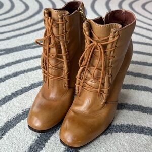 Elizabeth and James Lace Up Booties Short Boots 6.5